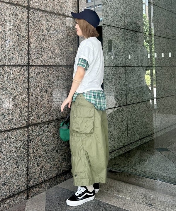 小原 もこさんの「BEAMS WOMEN｜【別注】NEW ERA / 940 Easy Snap MLB」を使ったコーディネート