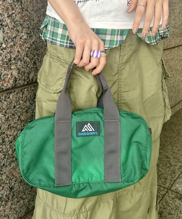 小原 もこさんの「BEAMS WOMEN｜【別注】NEW ERA / 940 Easy Snap MLB」を使ったコーディネート