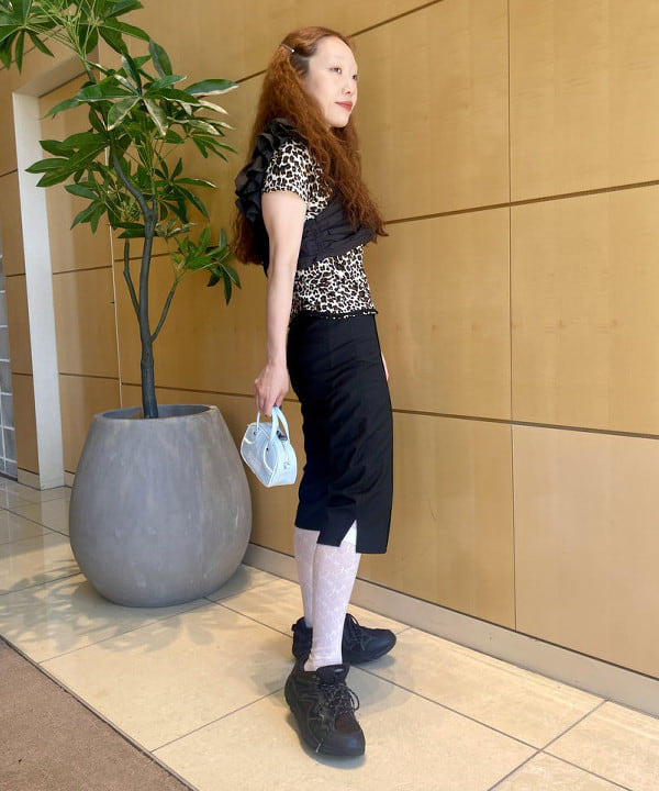 ハルキ　モモナさんの「BEAMS WOMEN｜ストレッチ カプリ パンツ」を使ったコーディネート