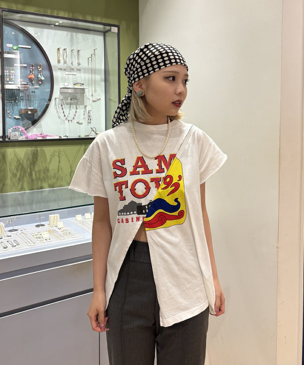 山本 里南さんの「BEAMS WOMEN｜ストレッチ カプリ パンツ」を使ったコーディネート