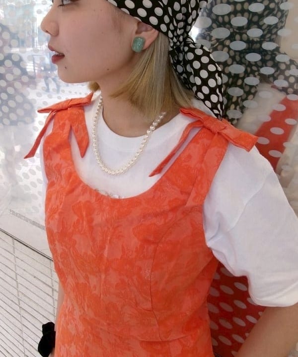 山本 里南さんの「BEAMS WOMEN｜sister jane / Neroli Bow Jacquard mini Dress」を使ったコーディネート