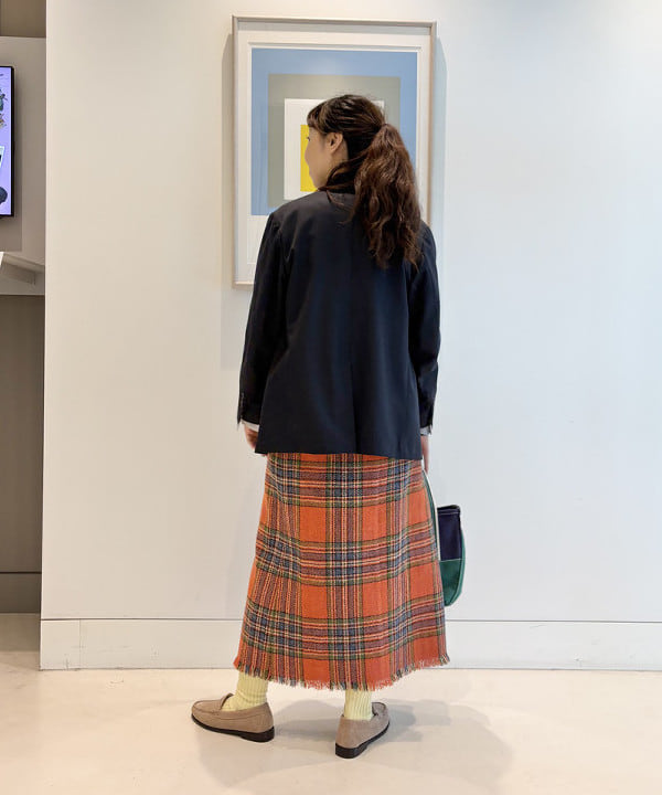 おのすさんの「BEAMS WOMEN｜ハリスツイード フリンジ スカート」を使ったコーディネート