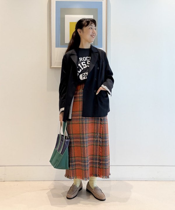おのすさんの「BEAMS WOMEN｜ハリスツイード フリンジ スカート」を使ったコーディネート