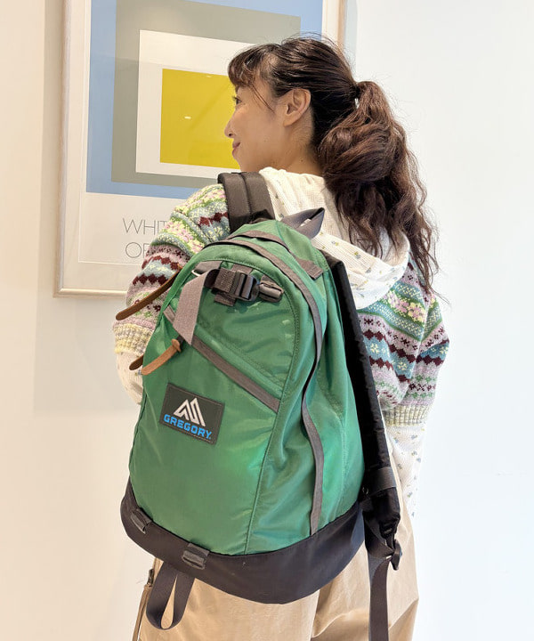 おのすさんの「BEAMS WOMEN｜maturely / コットン シルク ジッパー カーゴパンツ」を使ったコーディネート