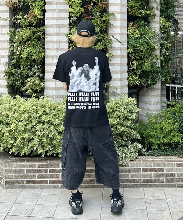 吉田 洸輝さんの「BEAMS WOMEN｜フェード カーゴパンツ」を使ったコーディネート