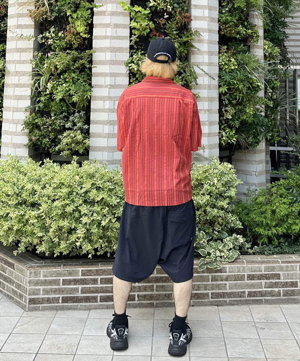 吉田 洸輝さんの「BEAMS WOMEN｜ドビーストライプ オープンカラーシャツ」を使ったコーディネート