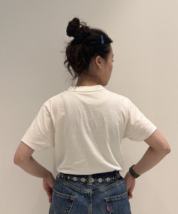 清水 彩乃さんの「BEAMS WOMEN｜ボーイ ベーシック Tシャツ」を使ったコーディネート