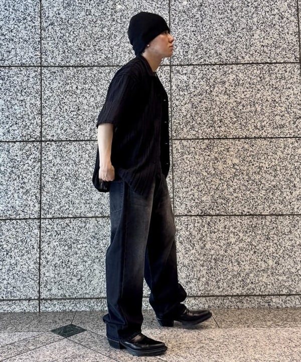 配島 孝明さんの「BEAMS WOMEN｜メッシュ オープンカラーシャツ」を使ったコーディネート