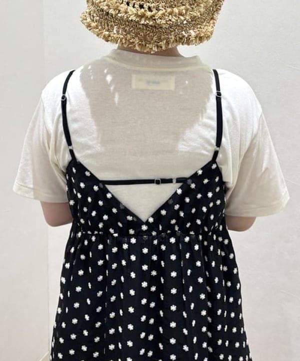 YABUさんの「BEAMS WOMEN｜フラワー 刺繍 キャミ ワンピース」を使ったコーディネート