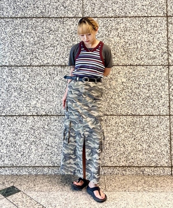 あすかさんの「BEAMS WOMEN｜カーゴ ポケット タイト スカート」を使ったコーディネート