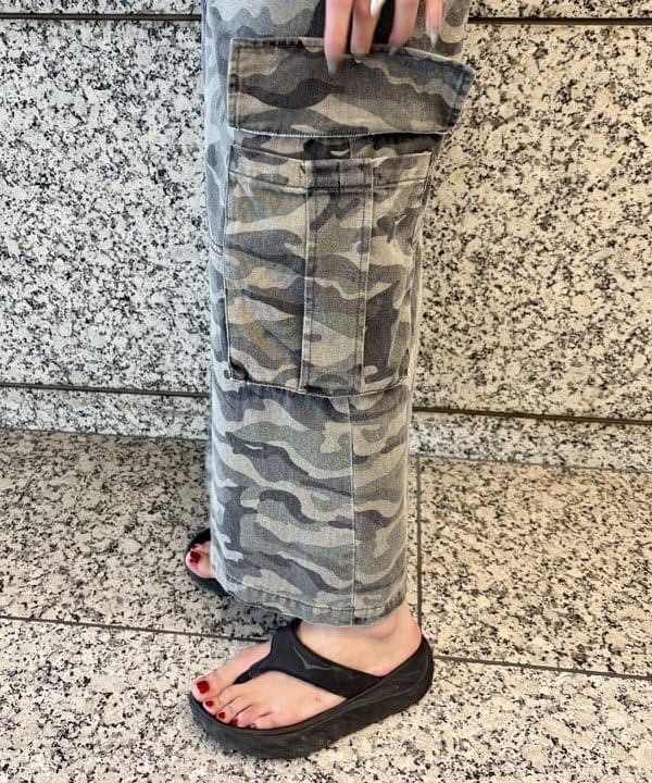 あすかさんの「BEAMS WOMEN｜カーゴ ポケット タイト スカート」を使ったコーディネート