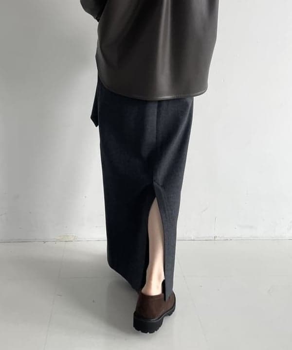 SAKAIさんの「BEAMS WOMEN｜フェイクレザー シャツジャケット」を使ったコーディネート