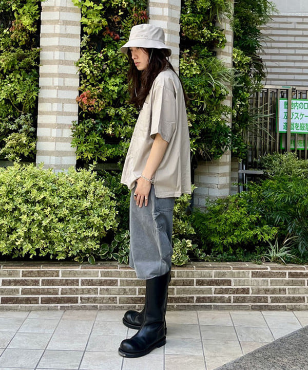 こたろうさんの「BEAMS WOMEN｜ARC&rsquo;TERYX / Sinsolo Bucket Hat」を使ったコーディネート