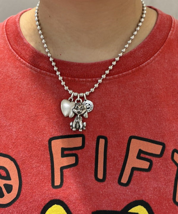 大石彩可さんの「BEAMS WOMEN｜カーゴ ポケット タイト スカート」を使ったコーディネート