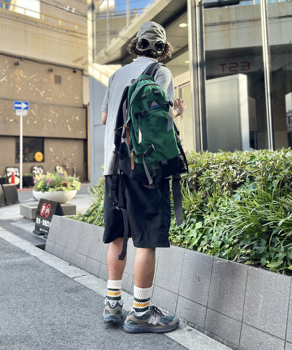 BAKU(東江 漠)さんの「BEAMS WOMEN｜【別注】GREGORY / VINTAGE DAY AND A HALF」を使ったコーディネート