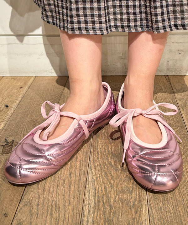 佐藤 亜美さんの「BEAMS WOMEN｜JWPEI / Erika Ballt シューズ」を使ったコーディネート