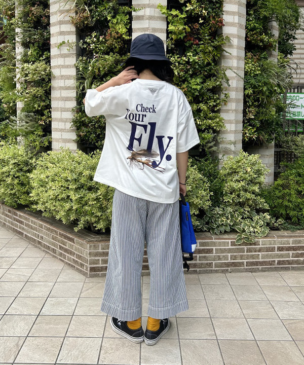 ばるたんさんの「BEAMS WOMEN｜【別注】Columbia / GRAPHIC TEE」を使ったコーディネート