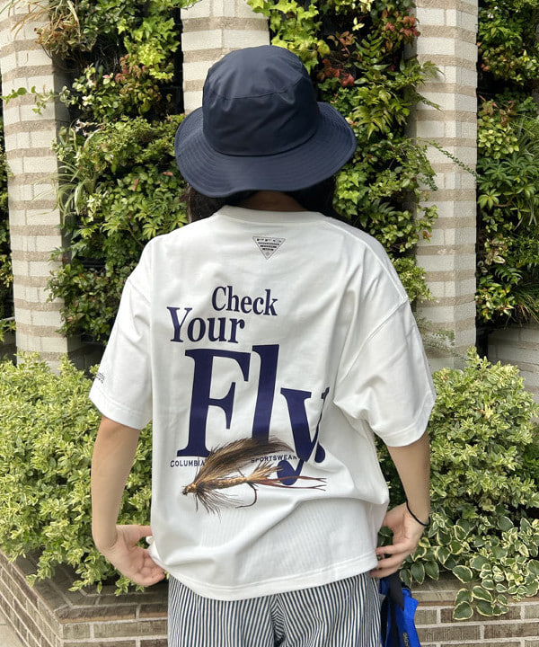 ばるたんさんの「BEAMS WOMEN｜【別注】Columbia / GRAPHIC TEE」を使ったコーディネート