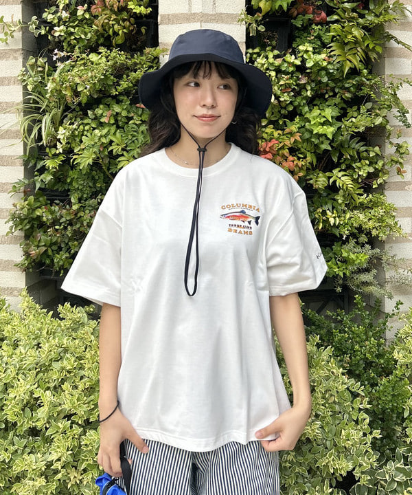 ばるたんさんの「BEAMS WOMEN｜【別注】Columbia / GRAPHIC TEE」を使ったコーディネート