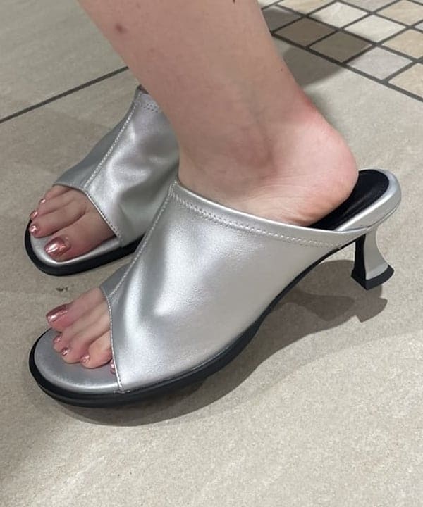 まゆちゃんさんの「BEAMS WOMEN｜FARAH / No Tuck Wide Shorts」を使ったコーディネート