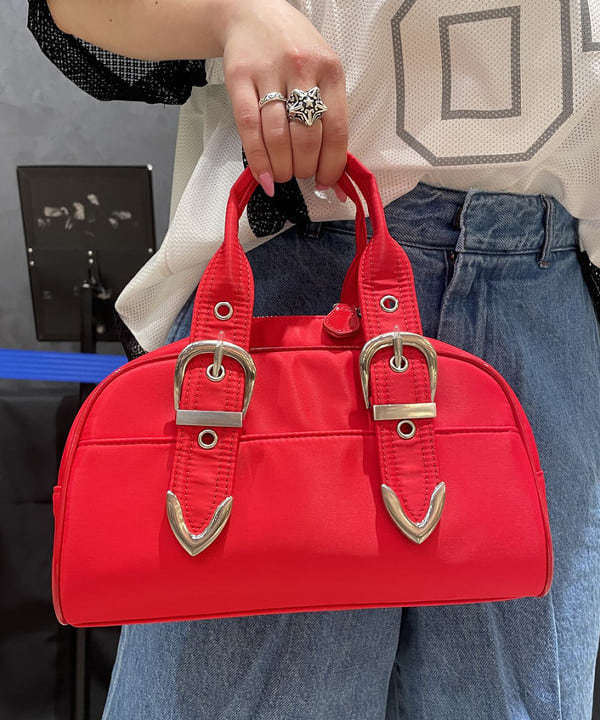 まゆちゃんさんの「BEAMS WOMEN｜FARAH / No Tuck Wide Shorts」を使ったコーディネート