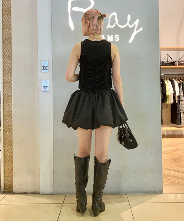 イトウミサキさんの「BEAMS WOMEN｜レースアップ ウエスタン ブーツ」を使ったコーディネート