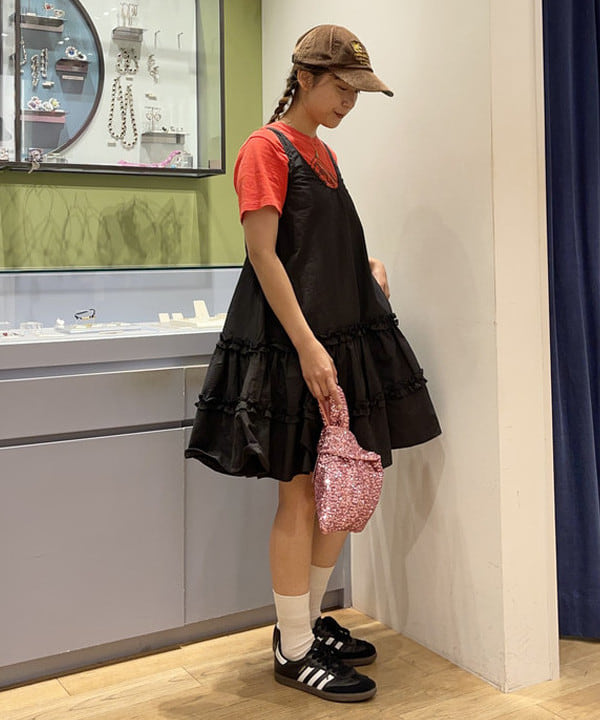 大木さんの「BEAMS WOMEN｜GHOSPELL / Nelle Mini Dress」を使ったコーディネート