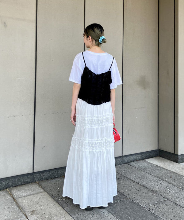 むりょさんの「BEAMS WOMEN｜レース キリカエ ティアード スカート」を使ったコーディネート