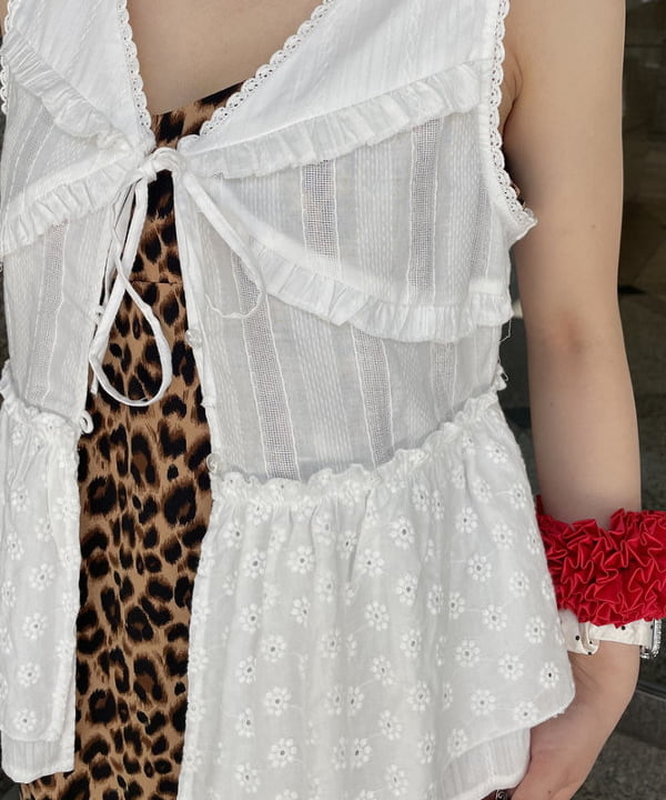 まゆちゃんさんの「BEAMS WOMEN｜スタンドカラー ジップ ベスト」を使ったコーディネート