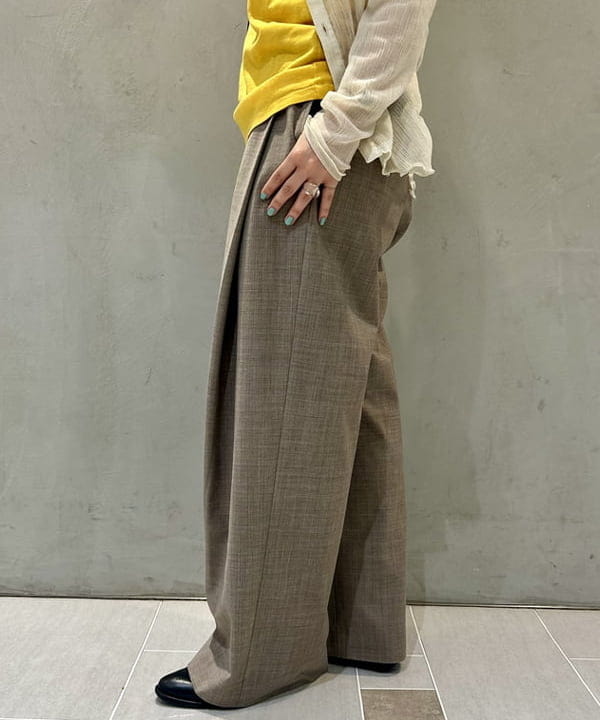 ナツハさんの「BEAMS WOMEN｜20mm ループ イヤーカフ」を使ったコーディネート