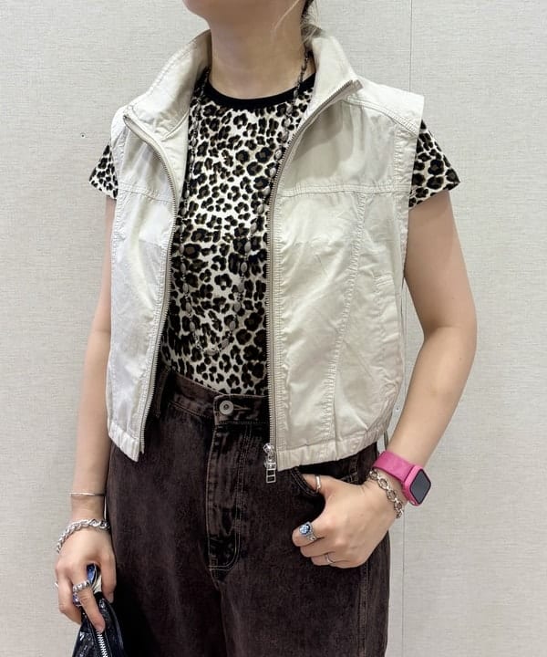 マツモト アカネさんの「BEAMS WOMEN｜オーバーダイ デニム パンツ」を使ったコーディネート