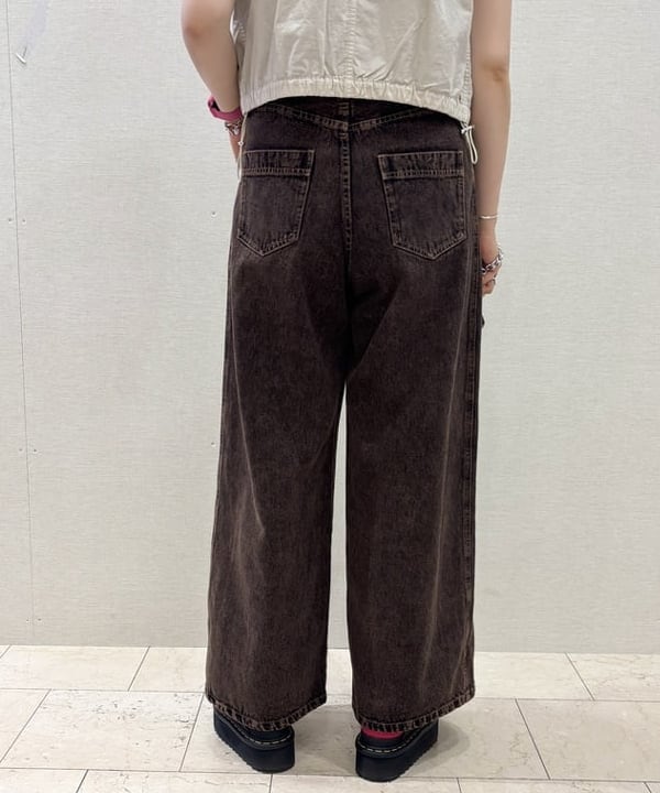 マツモト アカネさんの「BEAMS WOMEN｜オーバーダイ デニム パンツ」を使ったコーディネート