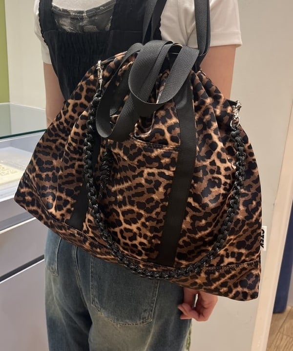 ゆいさんの「BEAMS WOMEN｜CONTROL FREAK / ナイロン 3Way トートバッグ」を使ったコーディネート