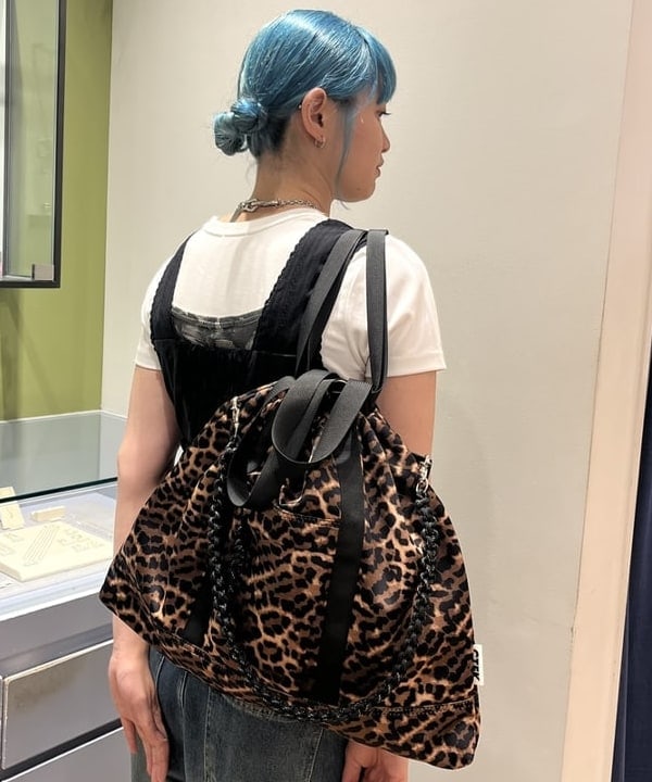 ゆいさんの「BEAMS WOMEN｜CONTROL FREAK / ナイロン 3Way トートバッグ」を使ったコーディネート