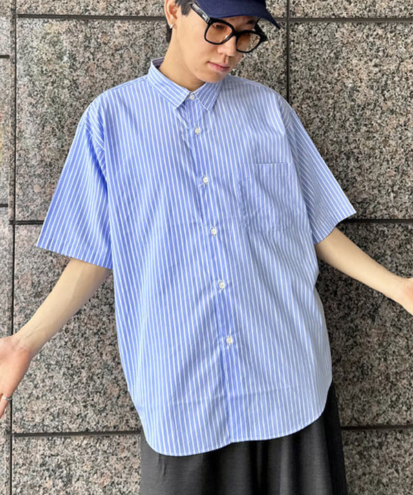 配島 孝明さんの「BEAMS WOMEN｜ストライプ イージー ミニレギュラーカラー シャツ」を使ったコーディネート