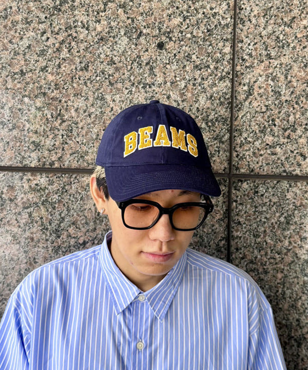 配島 孝明さんの「BEAMS WOMEN｜ストライプ イージー ミニレギュラーカラー シャツ」を使ったコーディネート