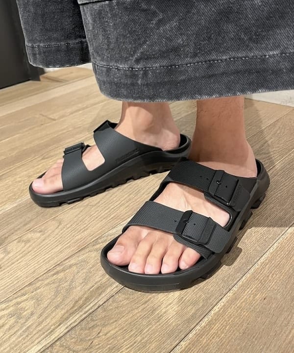 BANさんの「BEAMS WOMEN｜フェード クルーネックTシャツ」を使ったコーディネート