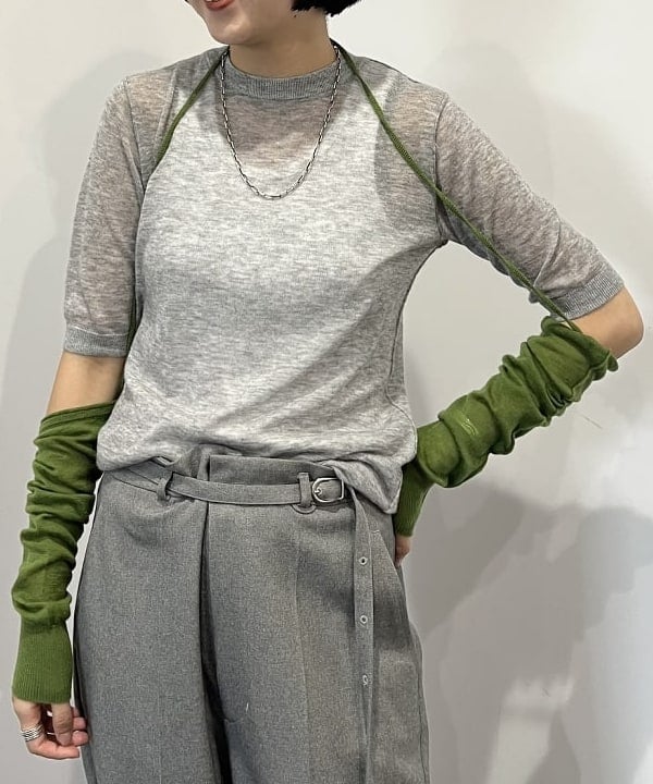 ミナミマリコさんの「BEAMS WOMEN｜maturely / ウール ショートスリーブ アンド アームカバー」を使ったコーディネート