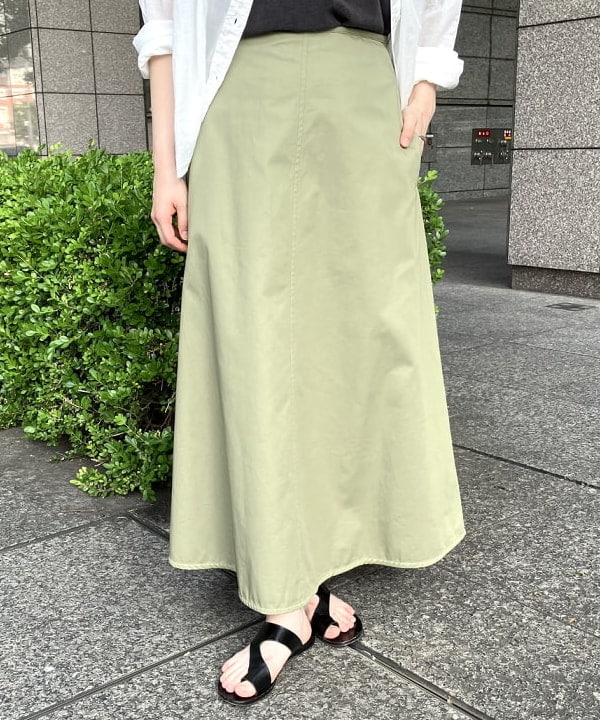 Ichika Hondaさんの「BEAMS WOMEN｜KHADI オーバー ショート シャツ」を使ったコーディネート