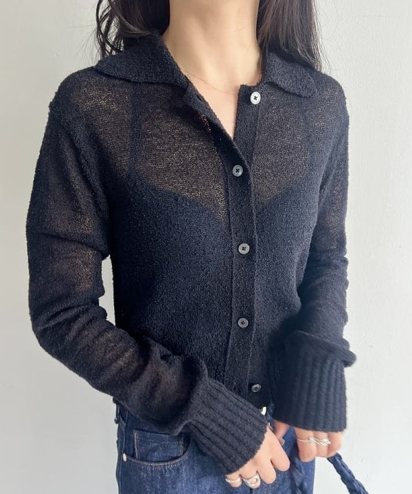 中丸　栞さんの「BEAMS WOMEN｜ISLA DE GAR / サテン クロシェ ハンドバッグ」を使ったコーディネート