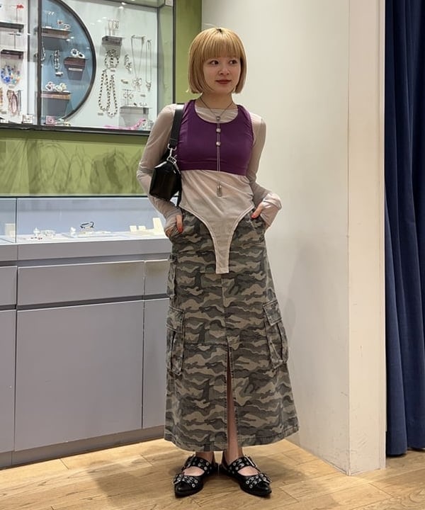 ナカノ アイさんの「BEAMS WOMEN｜カーゴ ポケット タイト スカート」を使ったコーディネート