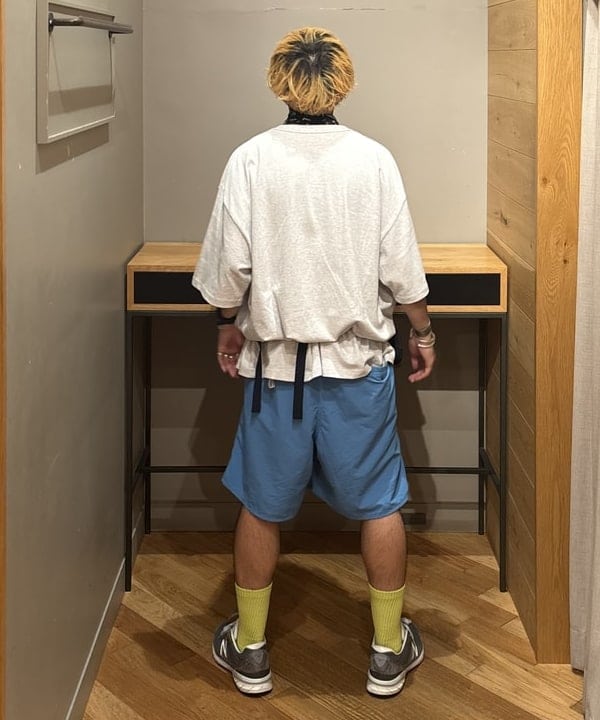 三宅 康平さんの「BEAMS WOMEN｜G-SHOCK / DW-5600UBB-1JF」を使ったコーディネート