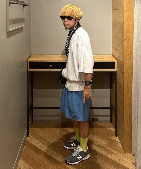 三宅 康平さんの「BEAMS WOMEN｜G-SHOCK / DW-5600UBB-1JF」を使ったコーディネート