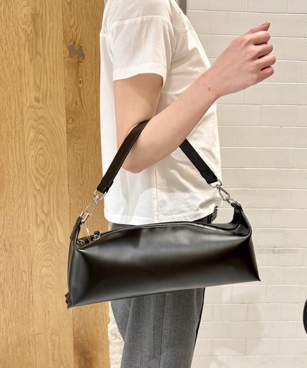 amaさんの「BEAMS WOMEN｜ワイド 2WAY バッグ」を使ったコーディネート