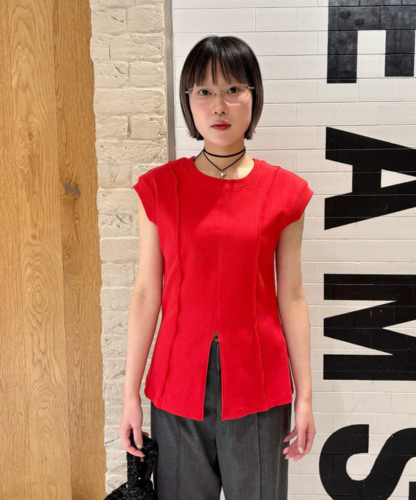 amaさんの「BEAMS WOMEN｜■リブ フロント スリット ノースリーブ カットソー」を使ったコーディネート