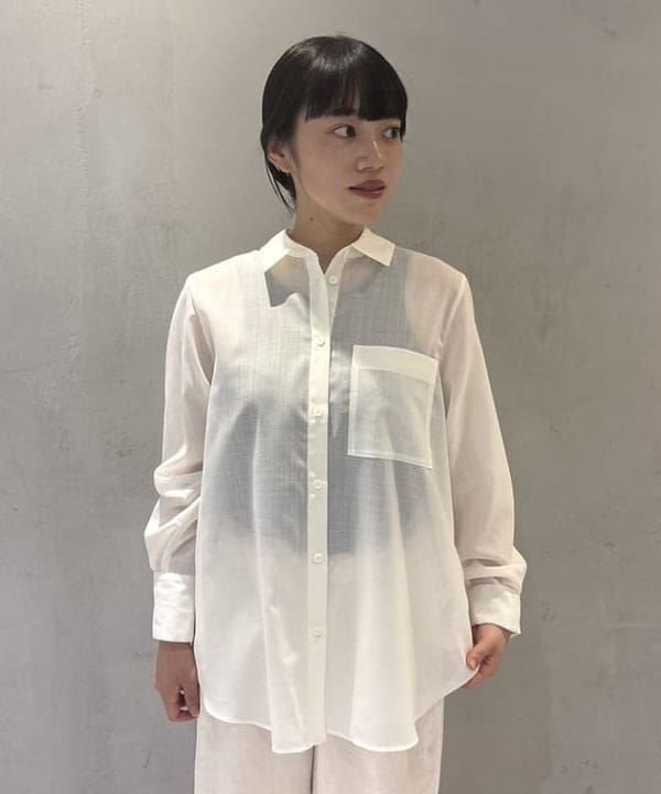 野村 美紅さんの「BEAMS WOMEN｜ポリエステル ウール トロピカル シアー シャツ」を使ったコーディネート