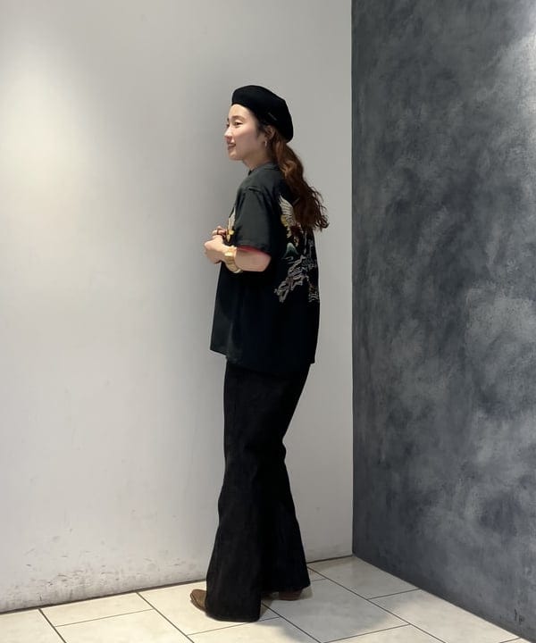 モモさんの「BEAMS WOMEN｜フレア デニム パンツ」を使ったコーディネート