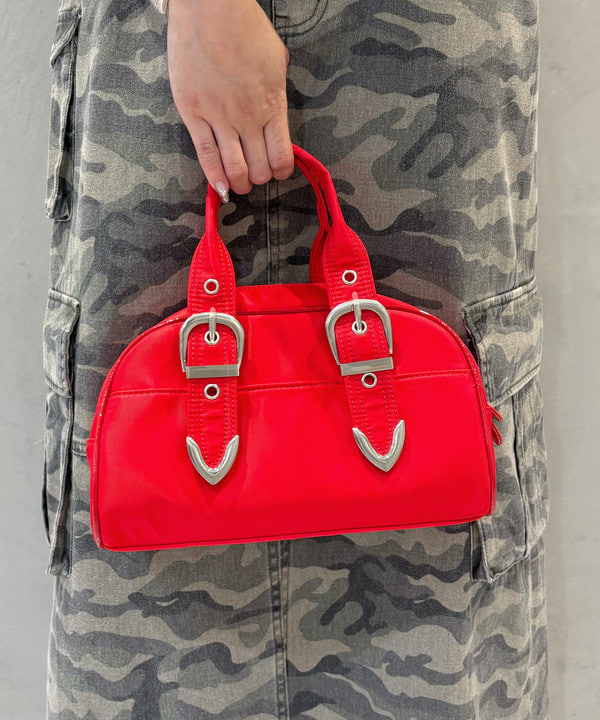 りかちょび/岸本梨佳さんの「BEAMS WOMEN｜ナイロン ボストン バッグ」を使ったコーディネート