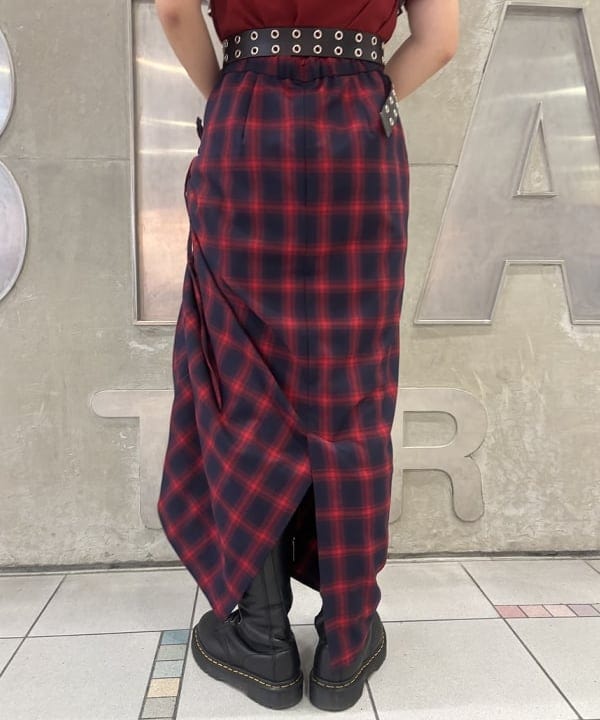 もえのさんの「BEAMS WOMEN｜チェック シャーリング タイトスカート」を使ったコーディネート