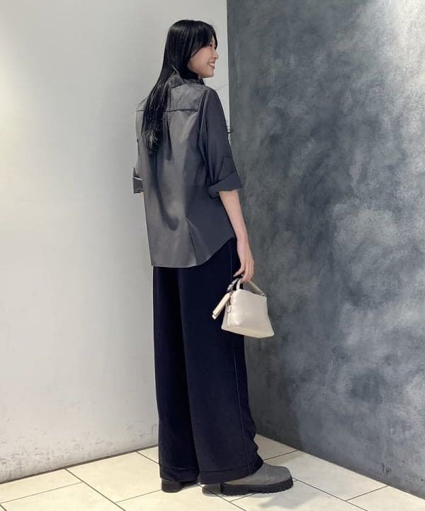 nodokaさんの「BEAMS WOMEN｜ポリエステル ウール トロピカル シアー シャツ」を使ったコーディネート